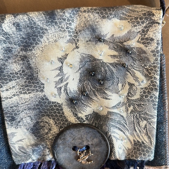 Cloth & Denim Blue Handmade Beaded Fringed  Positve Message Crossbody Bag - Picture 10 of 10